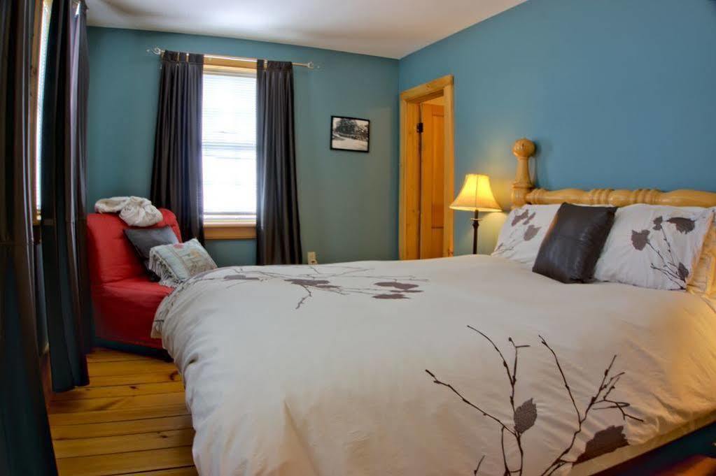 Emilyville Inn Campbellford Eksteriør bilde